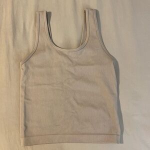 Scoop neck tank top